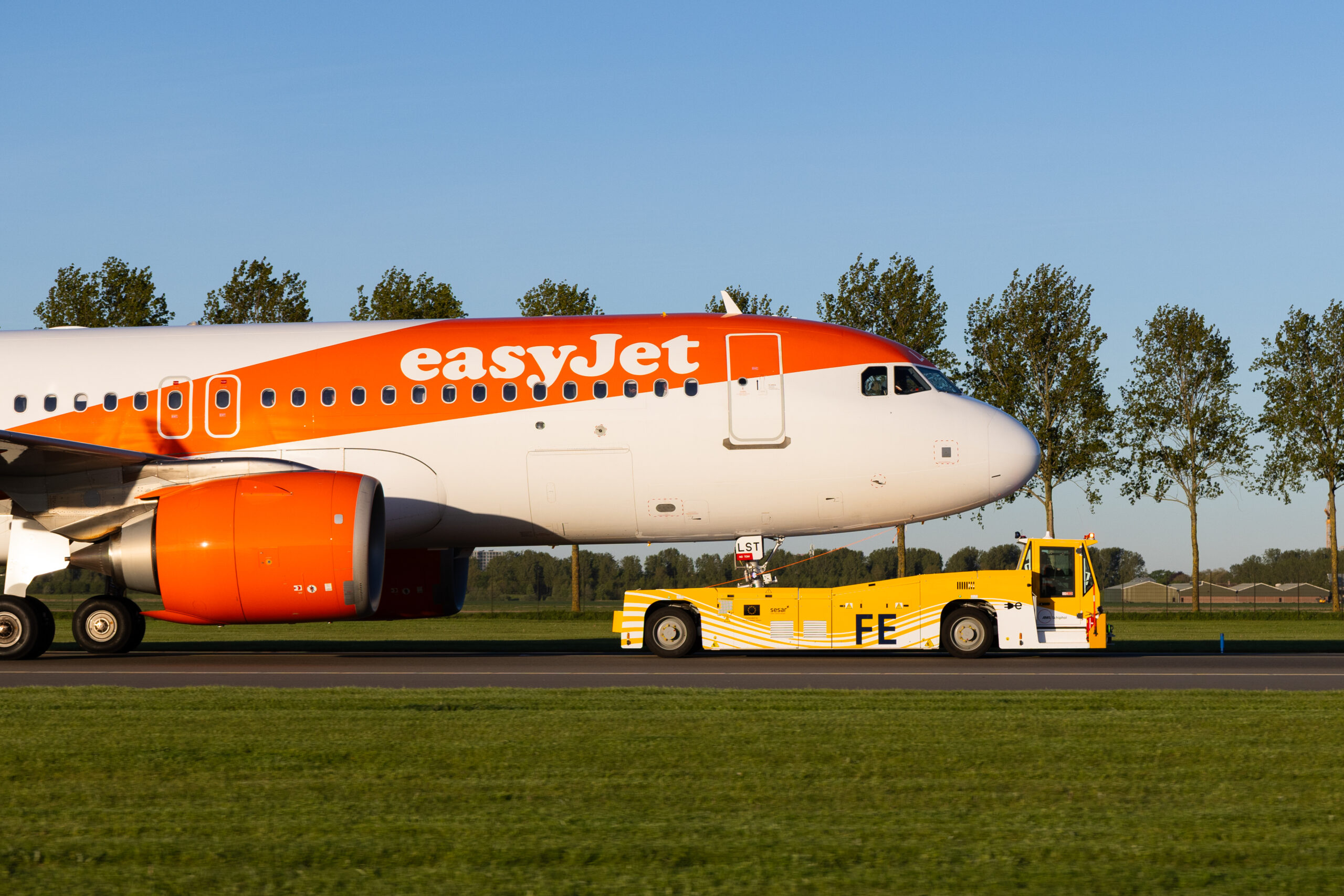 EZY TaxiBot 1